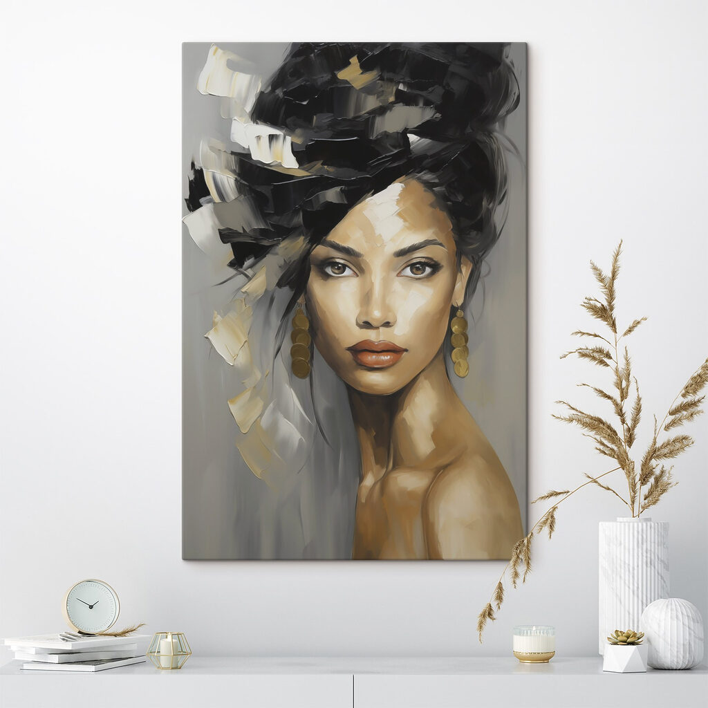 Femme aux cheveux noirs dans un intérieur