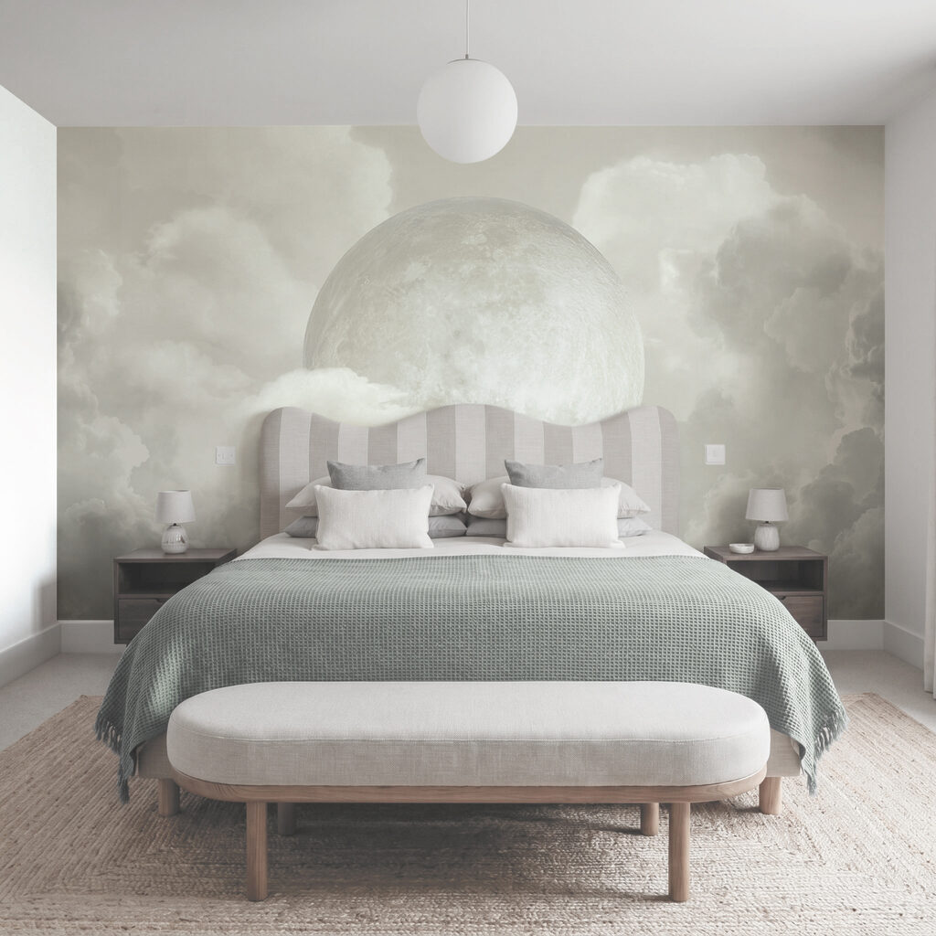 Lune entre les nuages — intérieur 1