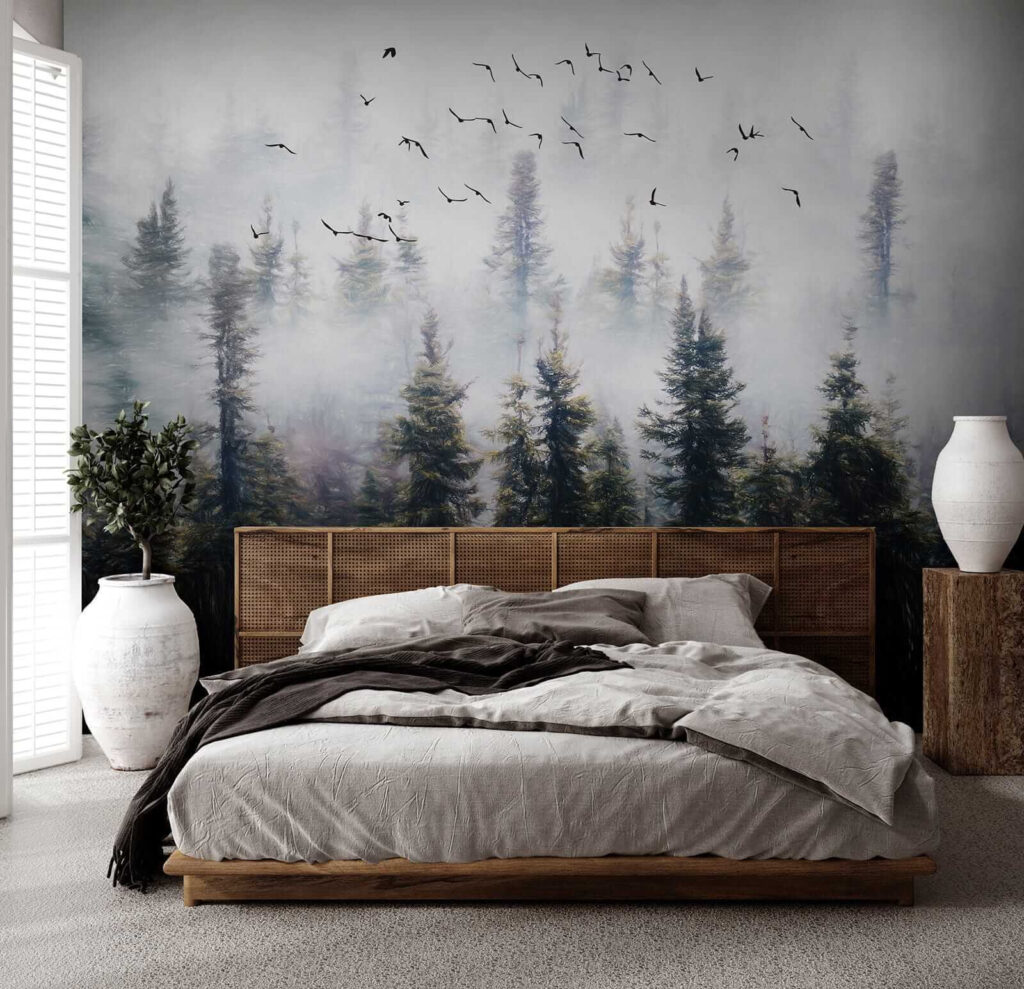 Oiseaux sur pins brumeux — intérieur 3
