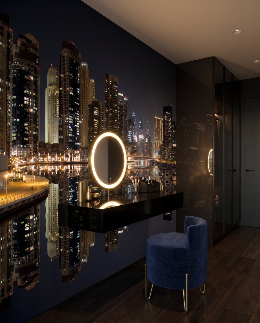 Lumières nocturnes sur l’eau dans un intérieur