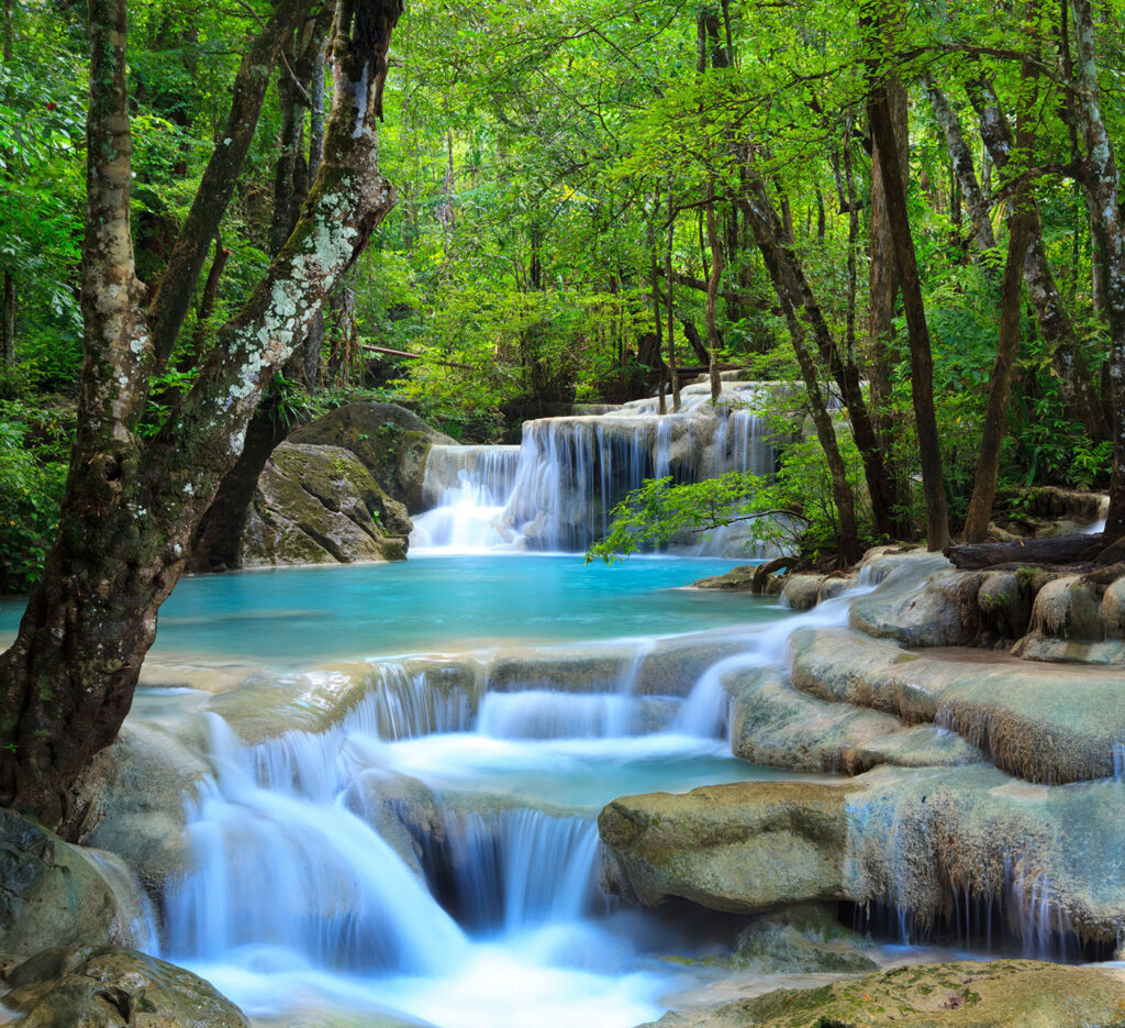 Ruisseau turquoise en cascades — motif complet