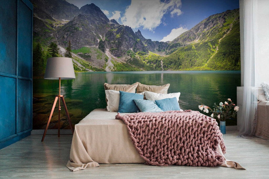 Lac entre les montagnes — intérieur 1