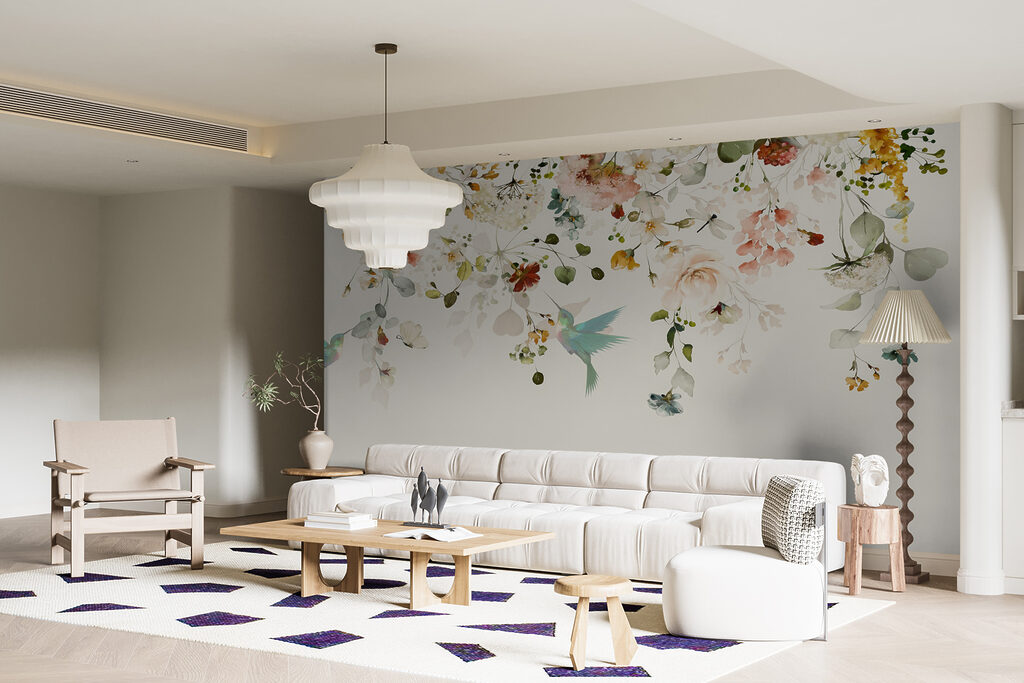 Frise fleurie aux oiseaux dans un intérieur