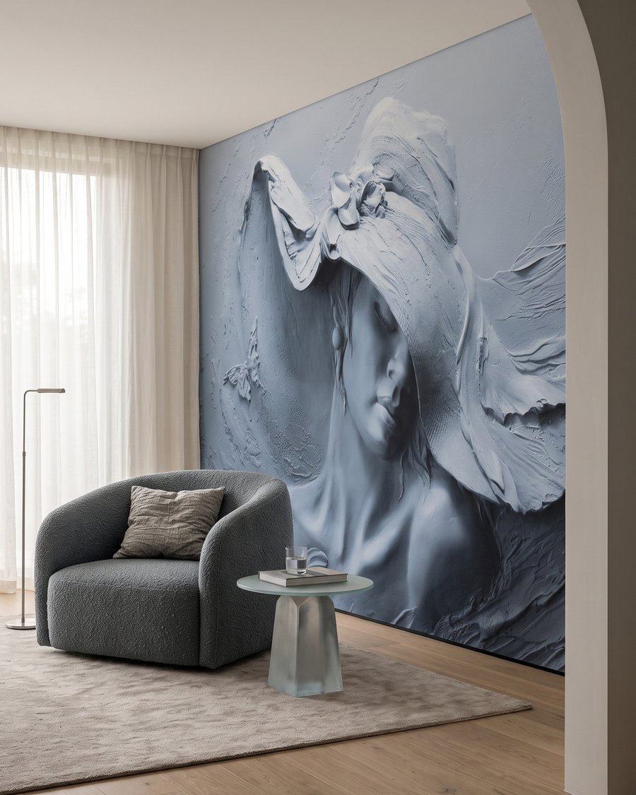 Femme au chapeau ondulé — intérieur 4