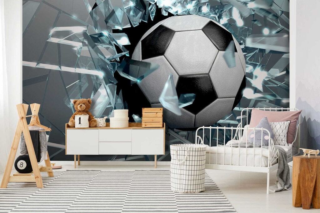 Ballon parmi les éclats dans un intérieur