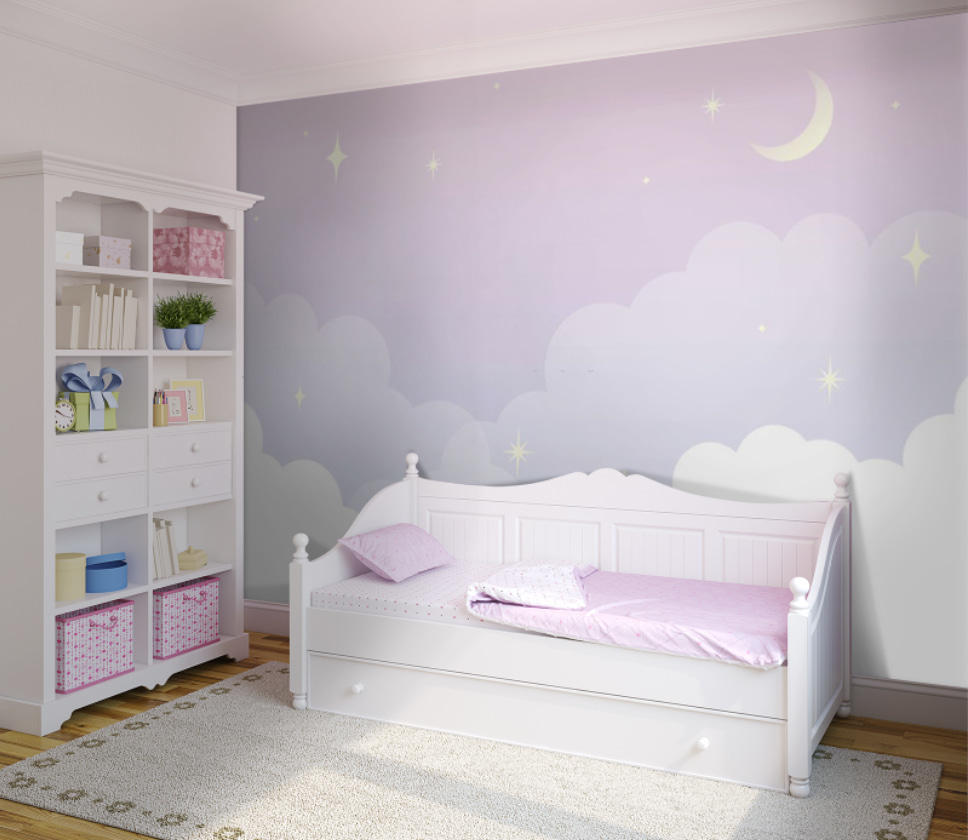 Nuages et lune pâle dans un intérieur
