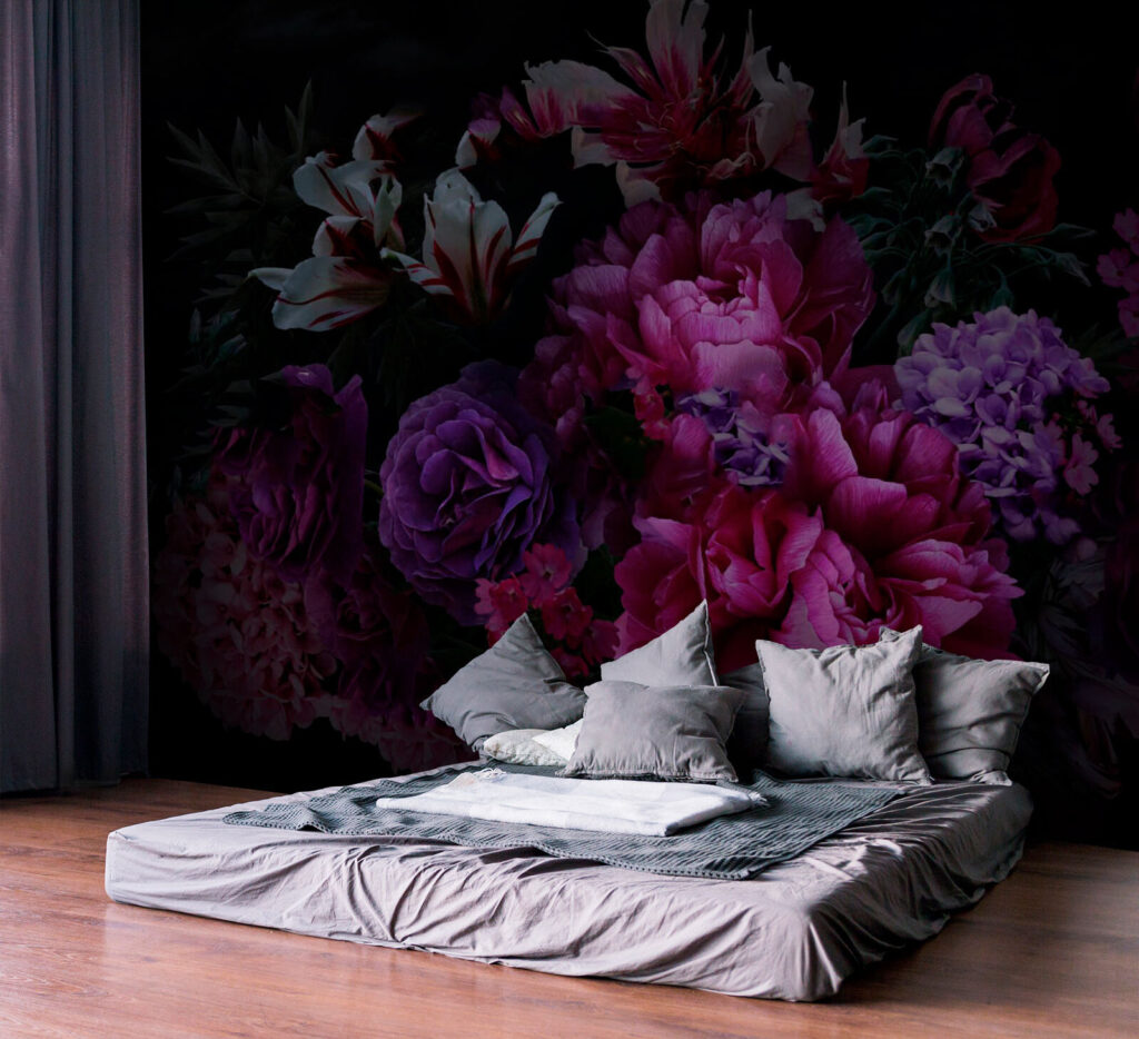 Fleurs pourpres de nuit — intérieur 2