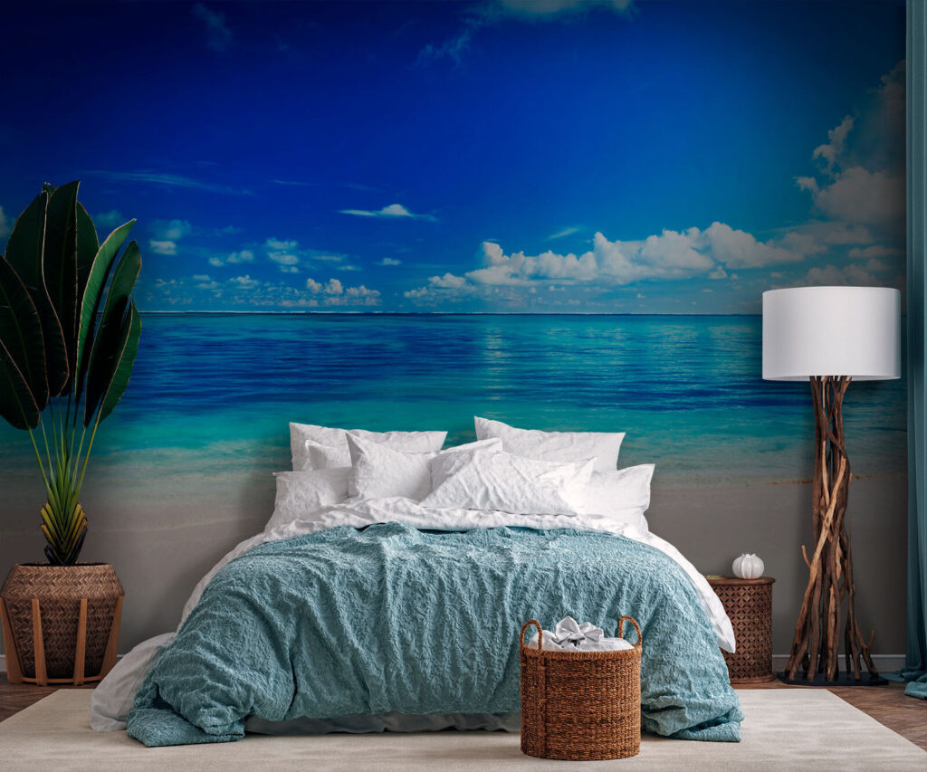 Plage en bleu vif dans un intérieur