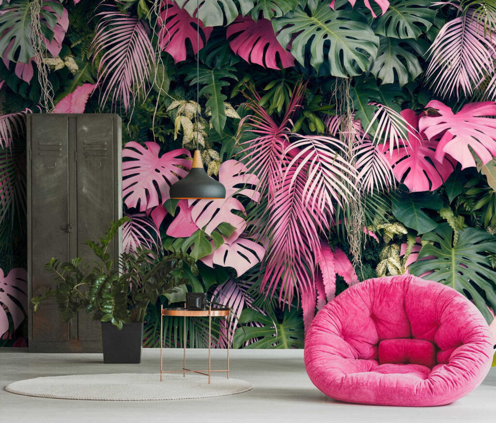 Feuilles roses en profondeur dans un intérieur