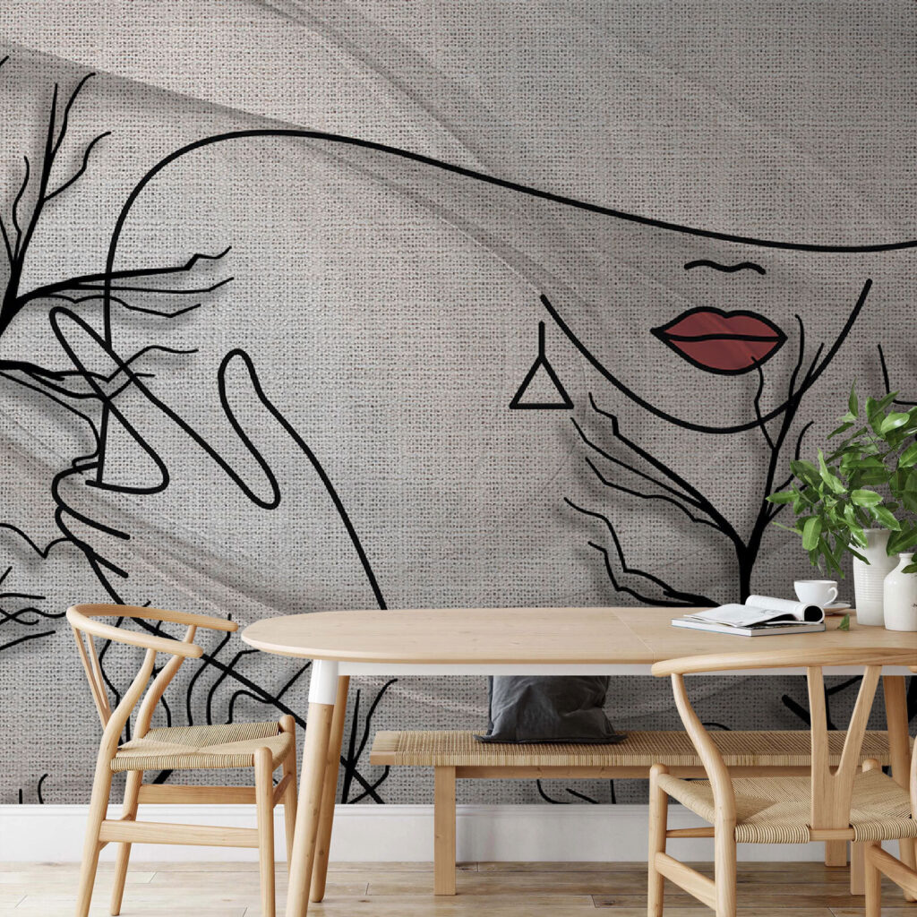 Visage entre les branches dans un intérieur