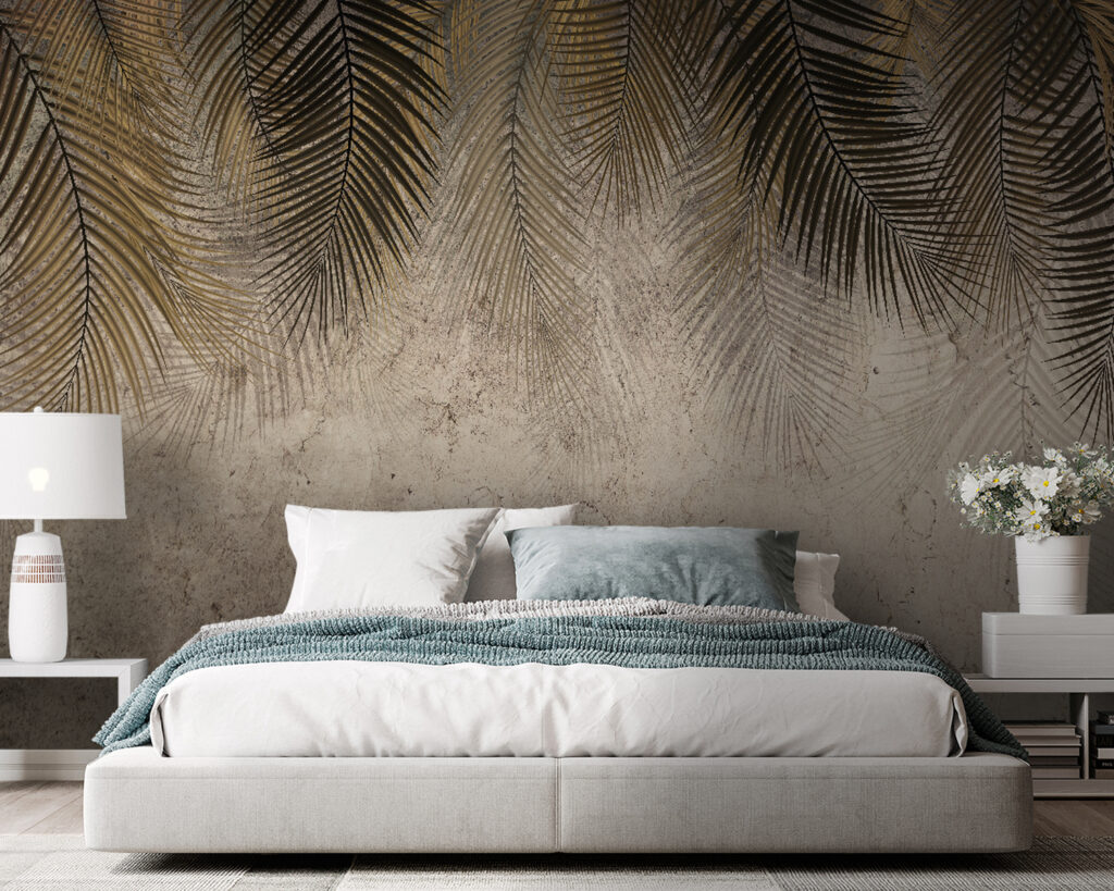 Palmes sur ombre brune dans un intérieur