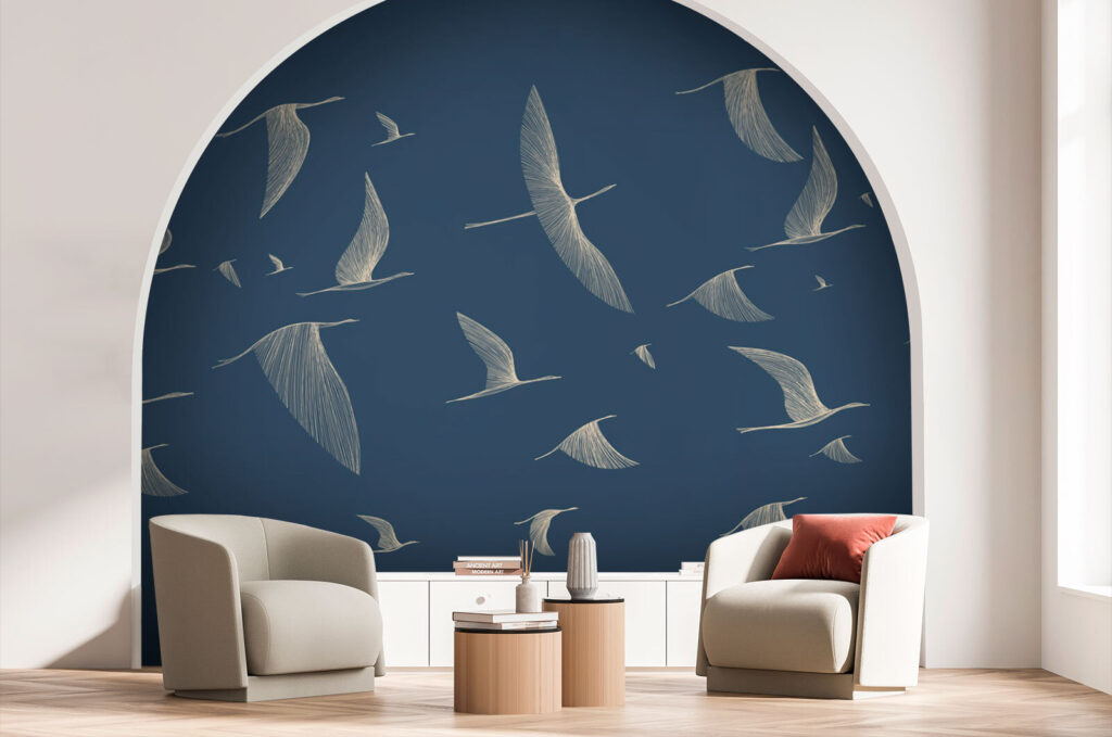 Envol d’oiseaux en bleu dans un intérieur