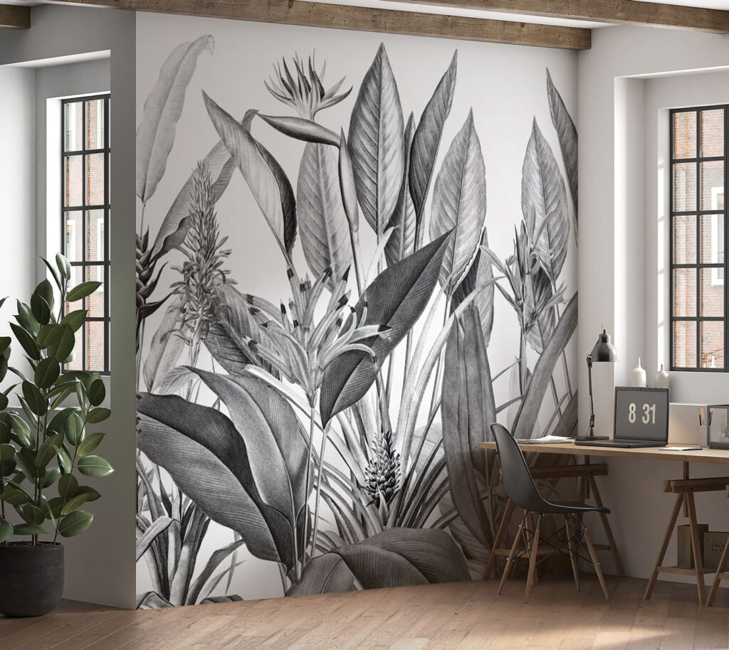 Fleurs tropicales et feuillage dans un intérieur