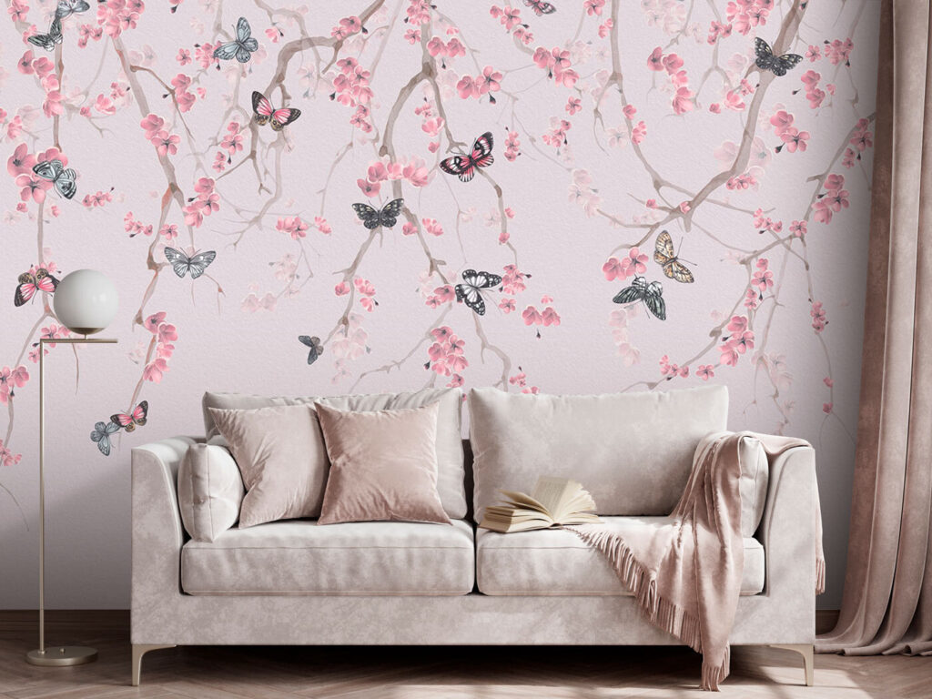 Papillons et floraison rose dans un intérieur