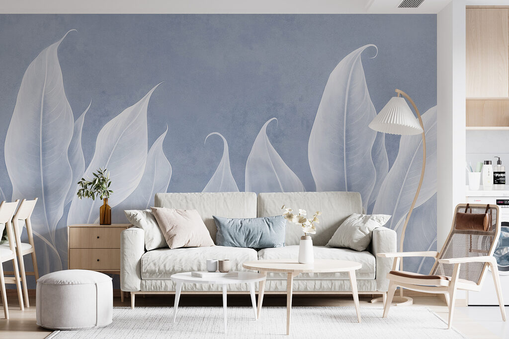 Feuilles aux pointes recourbées dans un intérieur