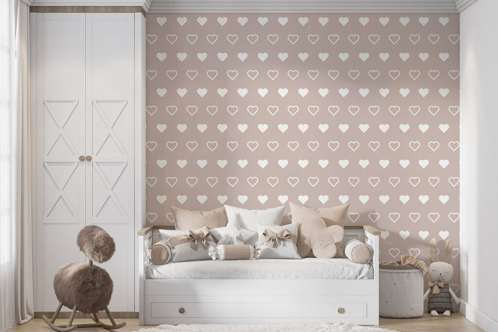 Petits cœurs sur rose dans un intérieur