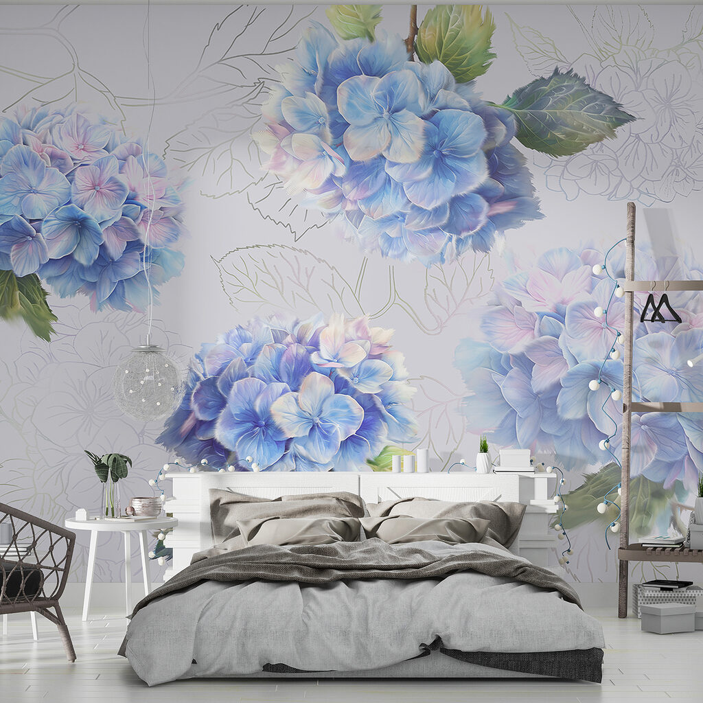 Hortensias aux feuilles dessinées dans un intérieur