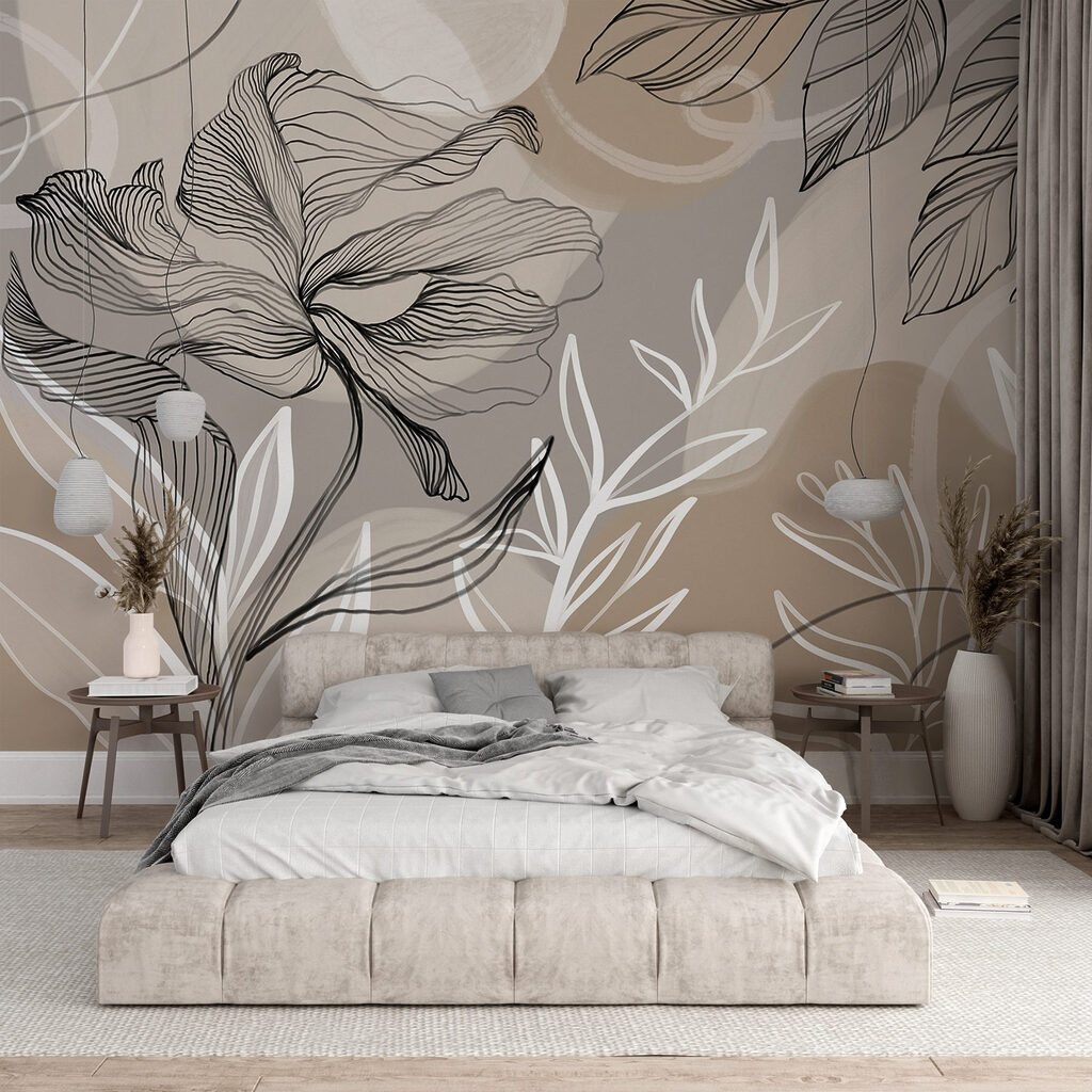 Fleurs sur aplats chauds dans un intérieur