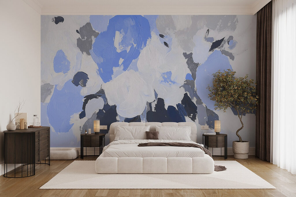 Fleurs en larges aplats dans un intérieur