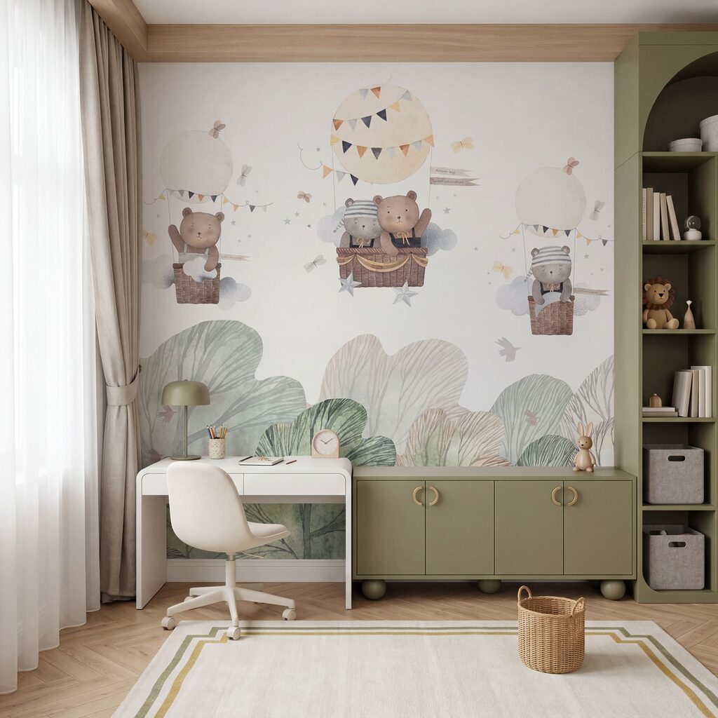 Oursons au-dessus des arbres dans un intérieur